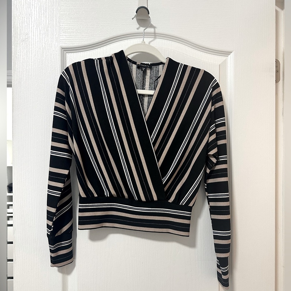 LONG SLEEVE CROP